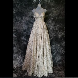 Tarik Ediz - 50404 - Cream - Size 2